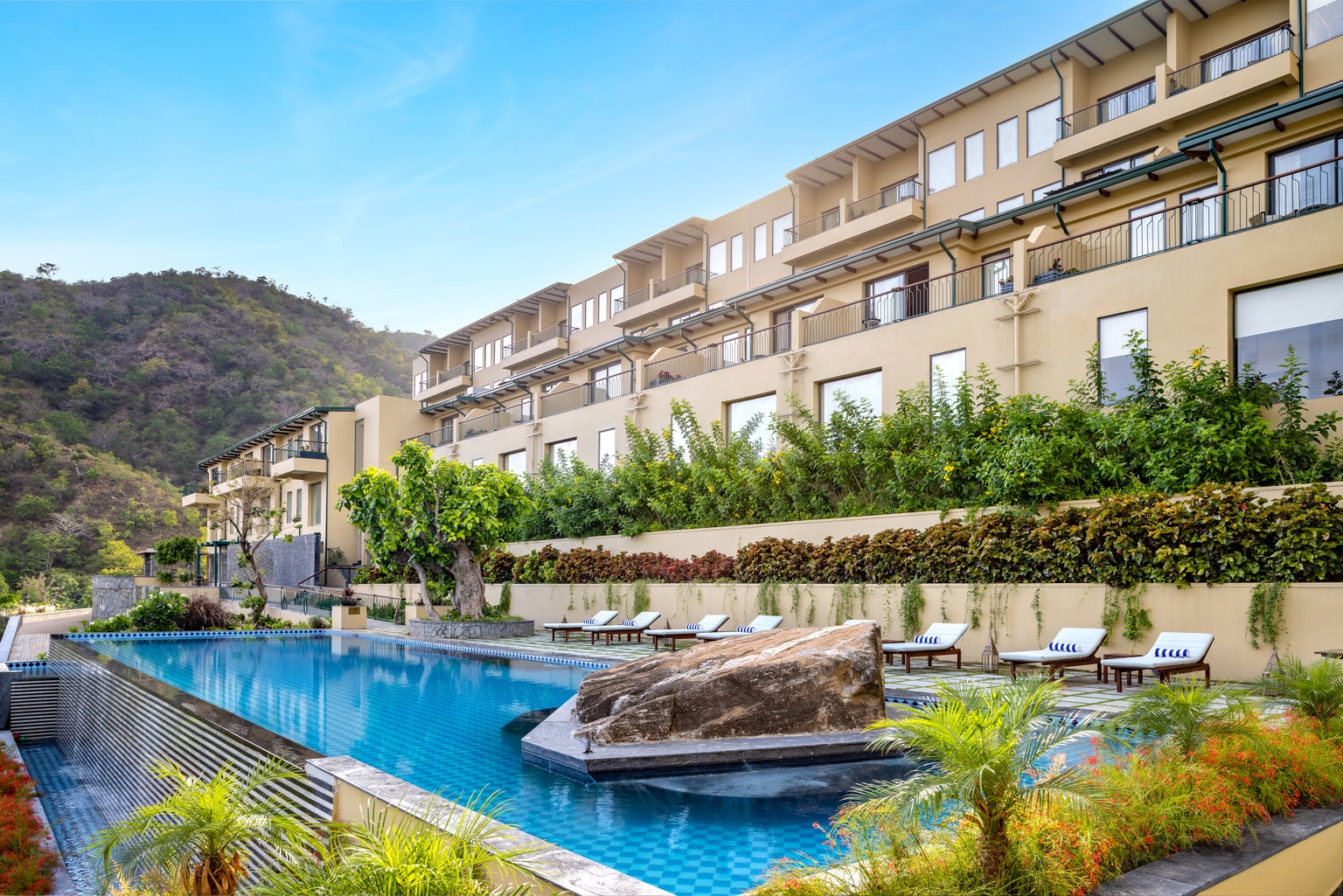 Beautiful surroundings set the scene for a memorable multi-generational holiday at Radisson Blu Resort, Kumbhalgarh