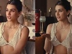 Kriti Sanon Rakhi: ఇలాంటి బట్టలు వేసుకొని కుక్కకు రాఖీ కడతావా?: నటిపై నెటిజన్ల విమర్శలు