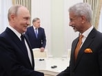Russian President Vladimir Putin, left, and Indian external affairs minister S Jaishankar shake hands during their meeting at the Senate Palace of the Kremlin in Moscow, Monday, Aug. 24, 2026. (AP/PTI) (Sergei Karpukhin/Pool Sputnik Kr)