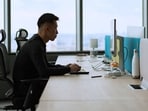 Poor posture at work can lead to problems with the back and the spine. (Pexel)