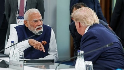 PM মোদী-ট্রাম্প সাক্ষাৎ শেষে সাংবাদিক বৈঠক চায়নি ভারত? অবস্থান স্পষ্ট করল সূত্র (file) PM মোদী-ট্রাম্প সাক্ষাৎ শেষে সাংবাদিক বৈঠক চায়নি ভারত? অবস্থান স্পষ্ট করল সূত্র (file)