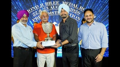 From left: Chandigarh Golf Club president Maj RS Virk with Alamgir Singh Grewal, Dr Ravisher Singh Toor and Amarbir Lehal during the felicitation ceremony. (HT Photo)