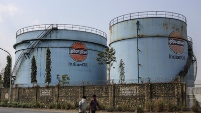ఐఓసీఎల్ అప్రెంటిస్ రిక్రూట్మెంట్ వివరాలు.. (Bloomberg) ఐఓసీఎల్ అప్రెంటిస్ రిక్రూట్మెంట్ వివరాలు.. (Bloomberg)
