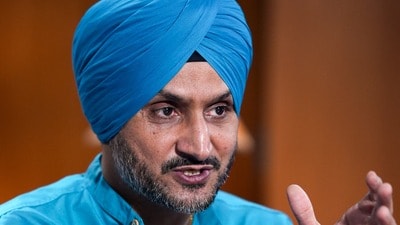 মাদক বিতর্কে বিরোধীদের তোপ হরভজন সিংয়ের (PTI)