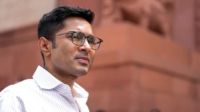 অ্যাকাউন্ট ফ্রিজ মামলায় বড়সড় স্বস্তি পেলেন তৃণমূলের সর্বভারতীয় সাধারণ সম্পাদক তথা সাংসদ অভিষেক বন্দ্যোপাধ্যায়। (PTI) অ্যাকাউন্ট ফ্রিজ মামলায় বড়সড় স্বস্তি পেলেন তৃণমূলের সর্বভারতীয় সাধারণ সম্পাদক তথা সাংসদ অভিষেক বন্দ্যোপাধ্যায়। (PTI)