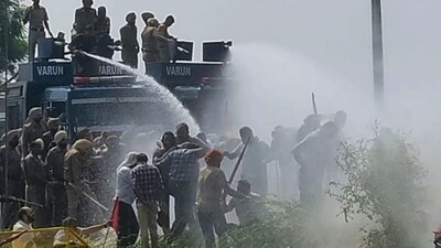 Punjab's protesters are demanding the release of pending dearness allowance, full salary for employees during the probation period, reduction of the probation period from three years to one year, and cancellation of the central pay scale. (PTI)