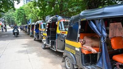 Parked autorickshaws on a road at the Gazdar Bandh area in Santacruz. (Raju Shinde/HT Photo)