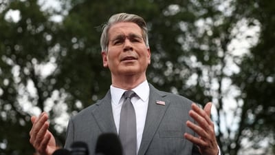 FILE PHOTO: U.S. Treasury Secretary Scott Bessent speaks to reporters at the White House in Washington, D.C., U.S., August 20, 2026.  REUTERS/Kevin Lamarque/File Photo (REUTERS)