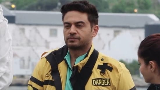Gaurav Khanna eliminated from Khatron Ke Khiladi 15 after stunt leaves him with elbow injury.