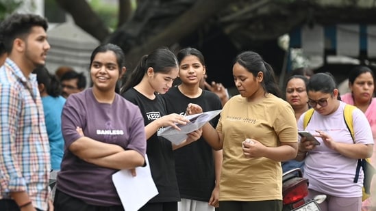 NEET PG Admit Card 2026 Live: NBEMS NEET PG hall tickets releasing today at nbe.edu.in 