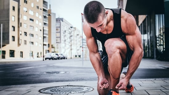 Read more to find out six habits that can help you achieve your weight loss goals.