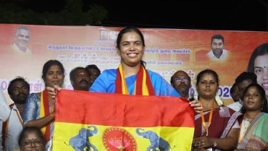 Keerthana has responded to the backlash, clarifying that the woman was not her.