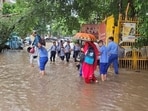 At least 14 school buses remained stuck for over four hours, while an ambulance took more than 90 minutes to cover just 7km on Sohna Road. (ANI)