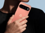 Your Pixel 11 may now have an AI tech support expert built right in.(Google)
