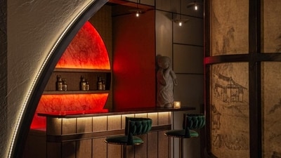 UNO Izakaya at JW Marriott has speakeasy energy and zero pretence. UNO Izakaya at JW Marriott has speakeasy energy and zero pretence.