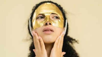 Pamper your sister's skin this Raksha Bandhan with these skincare kits (Pexels) Pamper your sister's skin this Raksha Bandhan with these skincare kits (Pexels)