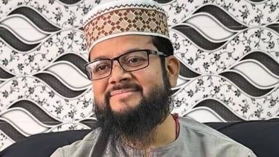 সোমবার বিধানসভার প্রেস কর্নারে কাশেম সিদ্দিকীকে পাশে নিয়ে কুণাল ঘোষ বলেন, আরও এক জন বিধায়ক মমতা বন্দ্যোপাধ্যায়ের নেতৃত্বাধীন কালীঘাট শিবিরে ফিরে এসেছেন। সোমবার বিধানসভার প্রেস কর্নারে কাশেম সিদ্দিকীকে পাশে নিয়ে কুণাল ঘোষ বলেন, আরও এক জন বিধায়ক মমতা বন্দ্যোপাধ্যায়ের নেতৃত্বাধীন কালীঘাট শিবিরে ফিরে এসেছেন।