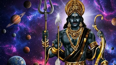 <p>ఈ కాలంలో వృషభ రాశి వారికి శని దేవుని ప్రత్యేక అనుగ్రహం కనిపిస్తుంది. ఈ కాలంలో ఏర్పడే యోగం వృషభ రాశి వారి జీవితంలోని ప్రతి రంగంలో అపారమైన విజయాన్ని అందిస్తుంది. శని దేవుని అనుగ్రహంతో వృషభ రాశి వారు సమాజంలో గొప్ప గౌరవం, కీర్తి ప్రతిష్టలు పొందే అవకాశం ఉంది. అదేవిధంగా ఈ కాలంలో వృషభ రాశి వారి ప్రేమ జీవితంలో గొప్ప అభివృద్ధి కనిపిస్తుంది. దీనితో పాటు ఈ రాశికి చెందిన అవివాహితుల జీవితంలోకి ఒక ప్రత్యేక వ్యక్తి ప్రవేశించే అవకాశం కూడా ఉంది. 2026 సంవత్సరం చివరి నాలుగు నెలలు వృషభ రాశిలో జన్మించిన వారికి వృత్తిపరంగా చాలా బాగుంటాయి. ఏదైనా పెద్ద విజయం లేదా బాధ్యత లభించే అవకాశం ఉంది.</p> <p>ఈ కాలంలో వృషభ రాశి వారికి శని దేవుని ప్రత్యేక అనుగ్రహం కనిపిస్తుంది. ఈ కాలంలో ఏర్పడే యోగం వృషభ రాశి వారి జీవితంలోని ప్రతి రంగంలో అపారమైన విజయాన్ని అందిస్తుంది. శని దేవుని అనుగ్రహంతో వృషభ రాశి వారు సమాజంలో గొప్ప గౌరవం, కీర్తి ప్రతిష్టలు పొందే అవకాశం ఉంది. అదేవిధంగా ఈ కాలంలో వృషభ రాశి వారి ప్రేమ జీవితంలో గొప్ప అభివృద్ధి కనిపిస్తుంది. దీనితో పాటు ఈ రాశికి చెందిన అవివాహితుల జీవితంలోకి ఒక ప్రత్యేక వ్యక్తి ప్రవేశించే అవకాశం కూడా ఉంది. 2026 సంవత్సరం చివరి నాలుగు నెలలు వృషభ రాశిలో జన్మించిన వారికి వృత్తిపరంగా చాలా బాగుంటాయి. ఏదైనా పెద్ద విజయం లేదా బాధ్యత లభించే అవకాశం ఉంది.</p>