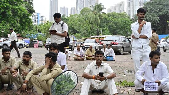 The state transport department on August 12 amended the Maharashtra Motor Vehicles Rules, 1989, to allow for action against drivers who do not meet the Marathi-language requirement.(Anshuman Poyrekar/HT Photo)