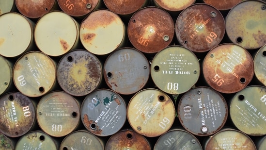 Oil prices fell 3% as the US shifted to Iran sanctions. (Pexel/Representative image)