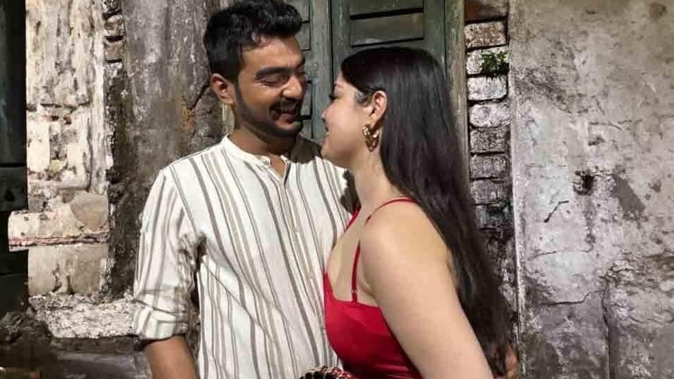 ‘অন্য পুরুষের এঁটো খেতে কেমন লাগে প্রিয় প্রাক্তন?' অর্ণবকে খোঁচা শ্বাশতীর