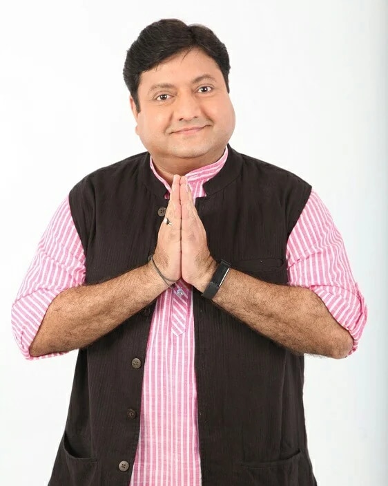 Ravi Valecha starred in 300 films.