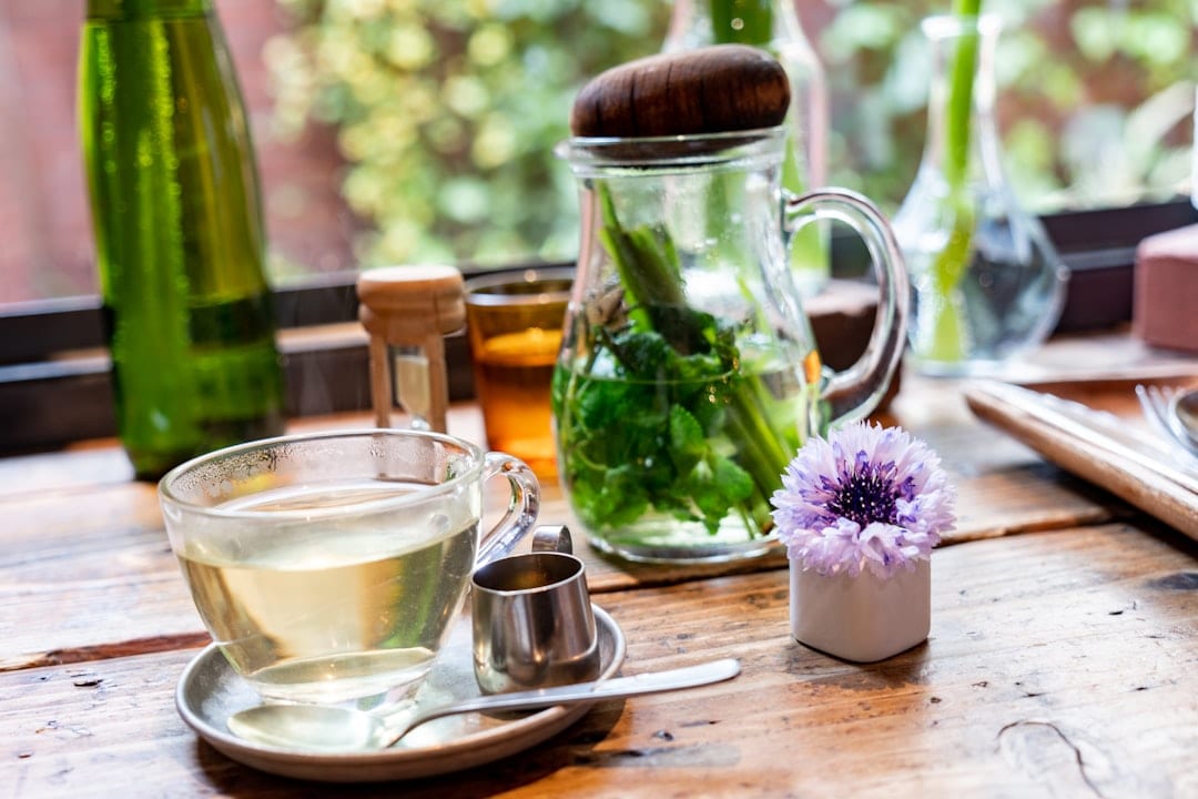 A tea blend of cinnamon, black pepper and ginger makes a perfect choice for a bold and spiced cup for mornings. (Unsplash)
