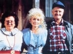 Dolly Parton, who died on August 25 at 80, celebrated her parents' memory through her influential career. Known for her warmth and creativity(Instagram)