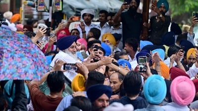 SAD chief Sukhbir Singh Badal's meeting Prime Minister Narendra Modi earlier this month had stirred expectations of a possible Akali Dal-BJP alliance in the upcoming Punjab polls (Ravi Kumar/HT Photo) SAD chief Sukhbir Singh Badal's meeting Prime Minister Narendra Modi earlier this month had stirred expectations of a possible Akali Dal-BJP alliance in the upcoming Punjab polls (Ravi Kumar/HT Photo)