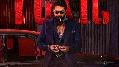 బాక్సాఫీస్ ఊచకోత.. నెగెటివ్ టాక్తోనూ దుమ్మురేపిన టాక్సిక్.. యశ్ సినిమా ఫస్ట్ డే కలెక్షన్లు అదుర్స్ (x/Toxic) బాక్సాఫీస్ ఊచకోత.. నెగెటివ్ టాక్తోనూ దుమ్మురేపిన టాక్సిక్.. యశ్ సినిమా ఫస్ట్ డే కలెక్షన్లు అదుర్స్ (x/Toxic)
