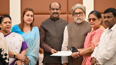 অভিষেক বন্দ্যোপাধ্যায়ের ১৮ জুন জমা দেওয়া পৃথক পৃথক আবেদনের একটি করে প্রতিলিপি সাংসদদের পাঠানো হয়েছে