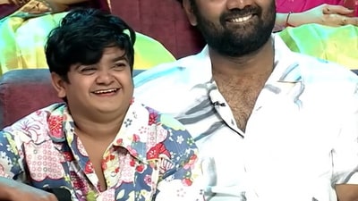 జబర్దస్త్ లేటెస్ట్ ప్రోమోలో మిస్సింగ్.. ఈ స్టార్ కమెడియన్ల బిగ్ బాస్ 10 ఎంట్రీ ఖాయమేనా? జబర్దస్త్ లేటెస్ట్ ప్రోమోలో మిస్సింగ్.. ఈ స్టార్ కమెడియన్ల బిగ్ బాస్ 10 ఎంట్రీ ఖాయమేనా?