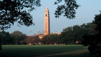 LSU threat: Suspect in custody after governor, mayor and sheriff escorted out of Bertman event. (X/ @LSU) LSU threat: Suspect in custody after governor, mayor and sheriff escorted out of Bertman event. (X/ @LSU)