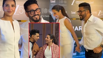 বিচ্ছেদ জল্পনায় ছাই! হাতে হাত, ভালোবাসায় মাখামাখি রাজ-শুভশ্রী, দেবও উপস্থিত
