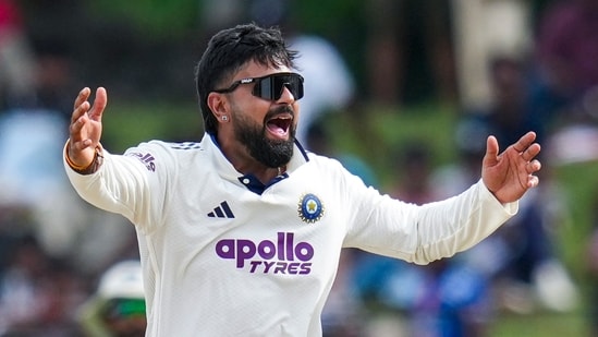 Saransh Jain appeals successfully for the wicket of Sri Lanka's Niroshan Dickwella on the fourth day.(PTI)