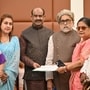 অভিষেক বন্দ্যোপাধ্যায়ের ১৮ জুন জমা দেওয়া পৃথক পৃথক আবেদনের একটি করে প্রতিলিপি সাংসদদের পাঠানো হয়েছে