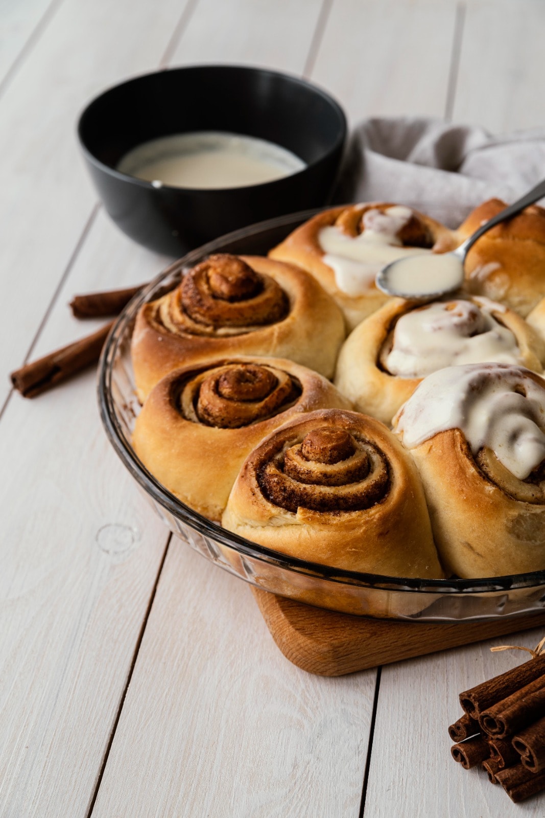 Masala chai cinnamon rolls recipe. (BarNaan, Connecticut) Masala chai cinnamon rolls recipe. (BarNaan, Connecticut)