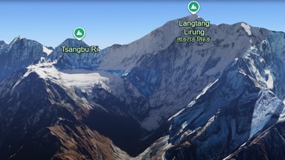 A Google Earth screenshot shows the peaks and the spot where the glacial collapse is believed to have occurred. (Photo: HT/Google Earth screenshot) A Google Earth screenshot shows the peaks and the spot where the glacial collapse is believed to have occurred. (Photo: HT/Google Earth screenshot)