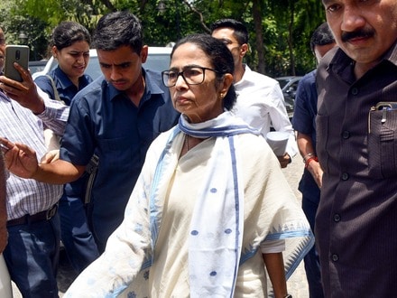 বড় ধাক্কা কালীঘাট তৃণমূলের!