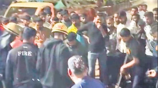 Two workers die after being trapped in Nigdi BSNL duct; same spot claimed three lives last year