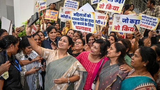 Delhi CM, Rekha Gupta, said registration for the scheme began on August 1 and more than 922,000 women have registered so far.
