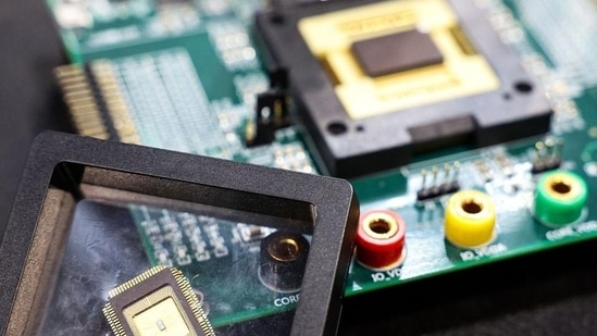 Semiconductor
