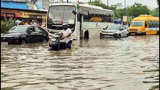 Officials are studying capacities of 48 to 80 litres per second for injection wells, with SCADA technology proposed for real-time monitoring. (ANI Video Grab)