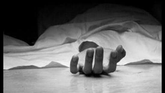 Police identified the deceased as Rekha, while the injured were Jag Parvesh, 26, and his wife Pammi, 24.