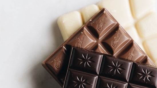 All chocolate bars have grooves in them, dividing them into smaller segments. (Pexel)