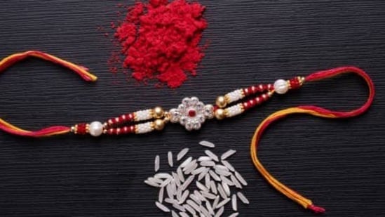 రాఖీ కట్టేందుకు శుభ ముహూర్తాలు ఇవే.. సమయాలు తెలుసుకోండి!