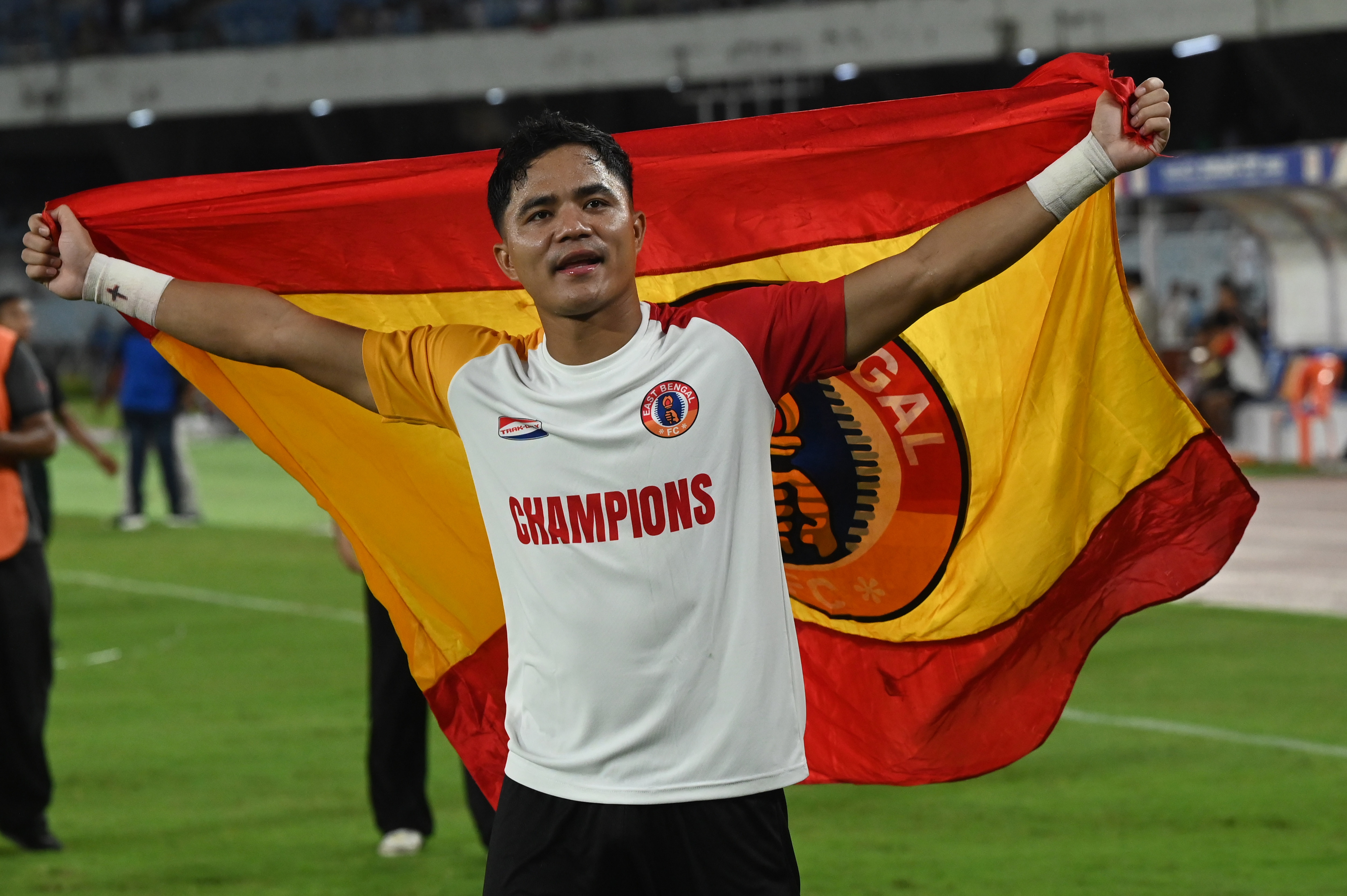 Edmund Lalrindika after his first Kolkata derby hattrick. (Samir Jana/HT) Edmund Lalrindika after his first Kolkata derby hattrick. (Samir Jana/HT)