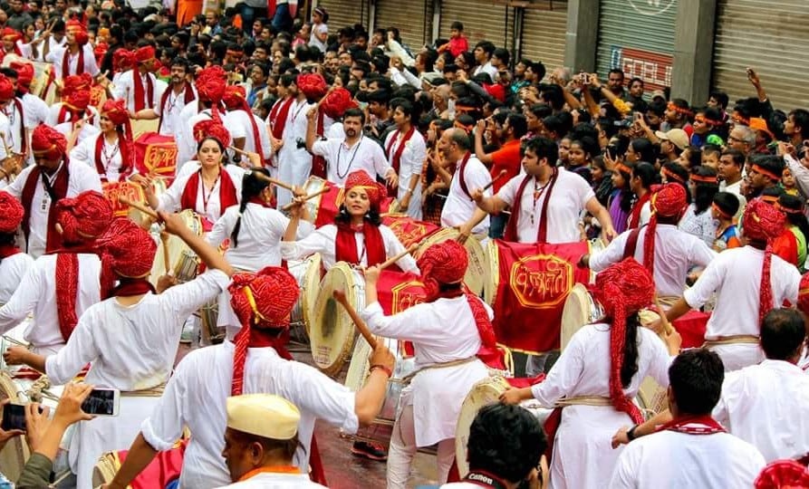 Saurabh Gokhale, actor, Founder Member and Chairman, Kalaawant Trust plays the tasha during a procession Saurabh Gokhale, actor, Founder Member and Chairman, Kalaawant Trust plays the tasha during a procession
