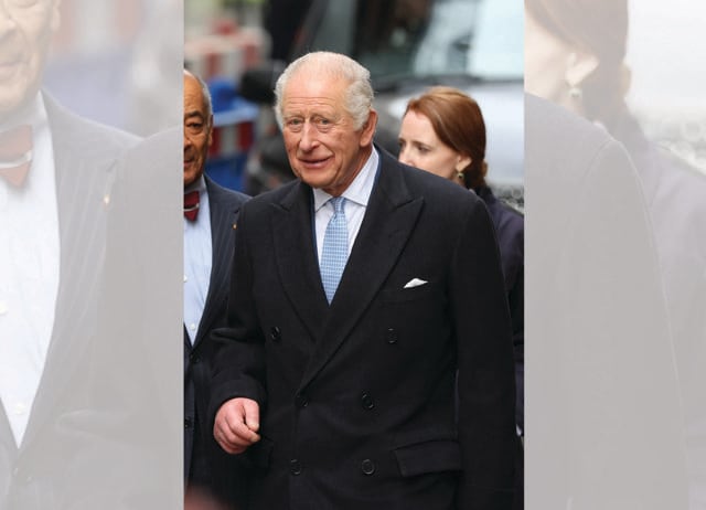 Prince Harry wants to spend more time with his cancer-stricken father, King Charles. (SHUTTERSTOCK)