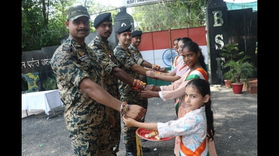A dedicated career-awareness session provided information on opportunities available to women in the Indian Army, Indian Navy and Indian Air Force. (HT Photo) A dedicated career-awareness session provided information on opportunities available to women in the Indian Army, Indian Navy and Indian Air Force. (HT Photo)